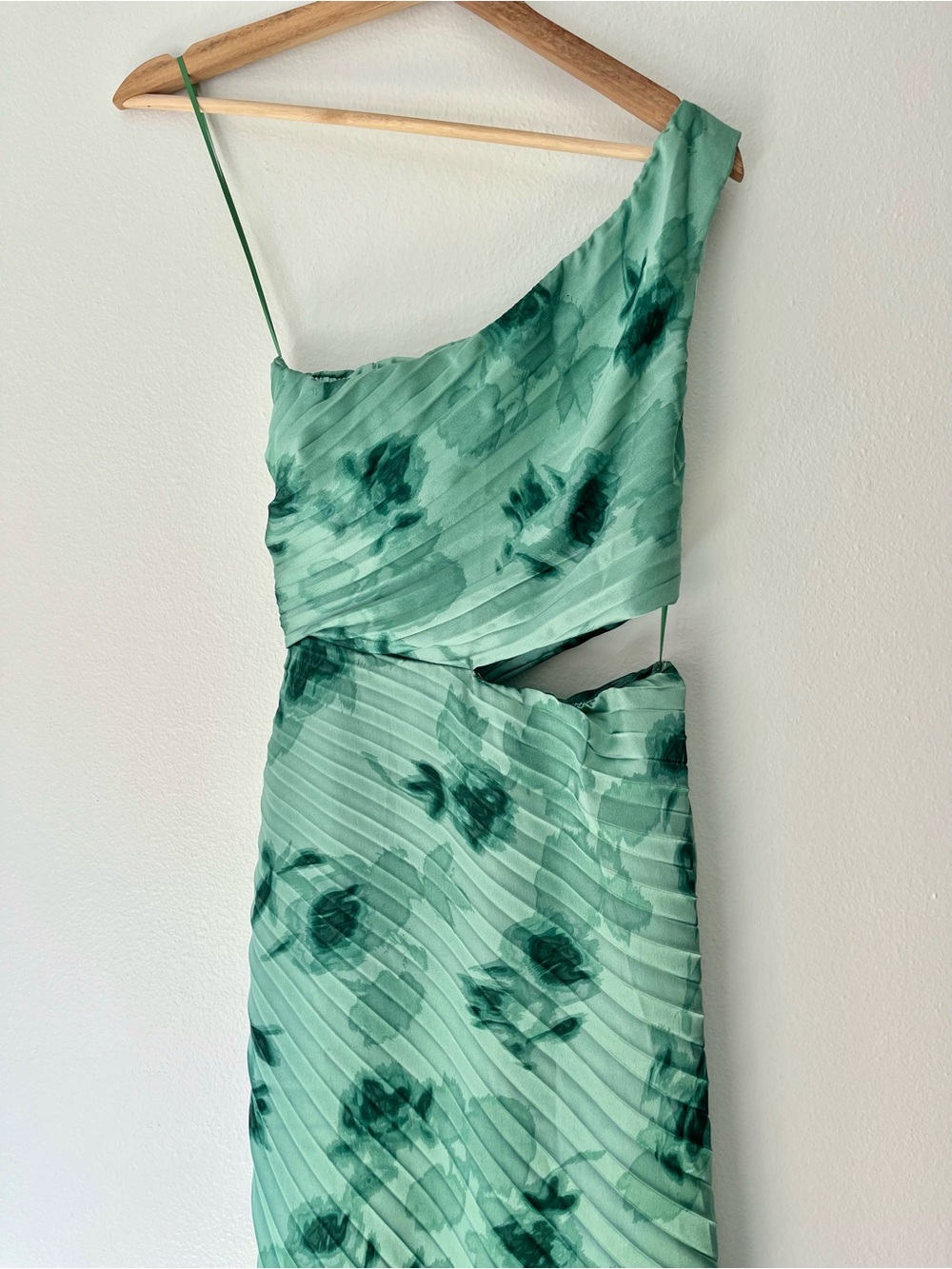 NWT Abercrombie & Fitch Giselle Pleated One-Shoulder Maxi Dress Petite -Sz XSP - Picture 10 of 11